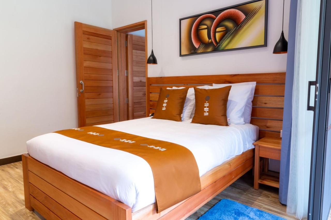 Hotel Chez Lando Кигали Екстериор снимка