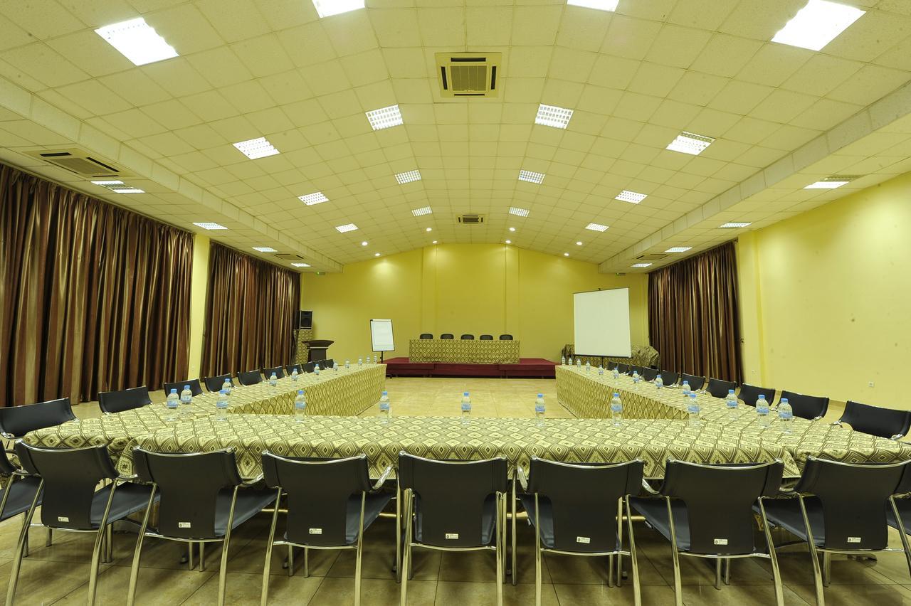 Hotel Chez Lando Кигали Екстериор снимка