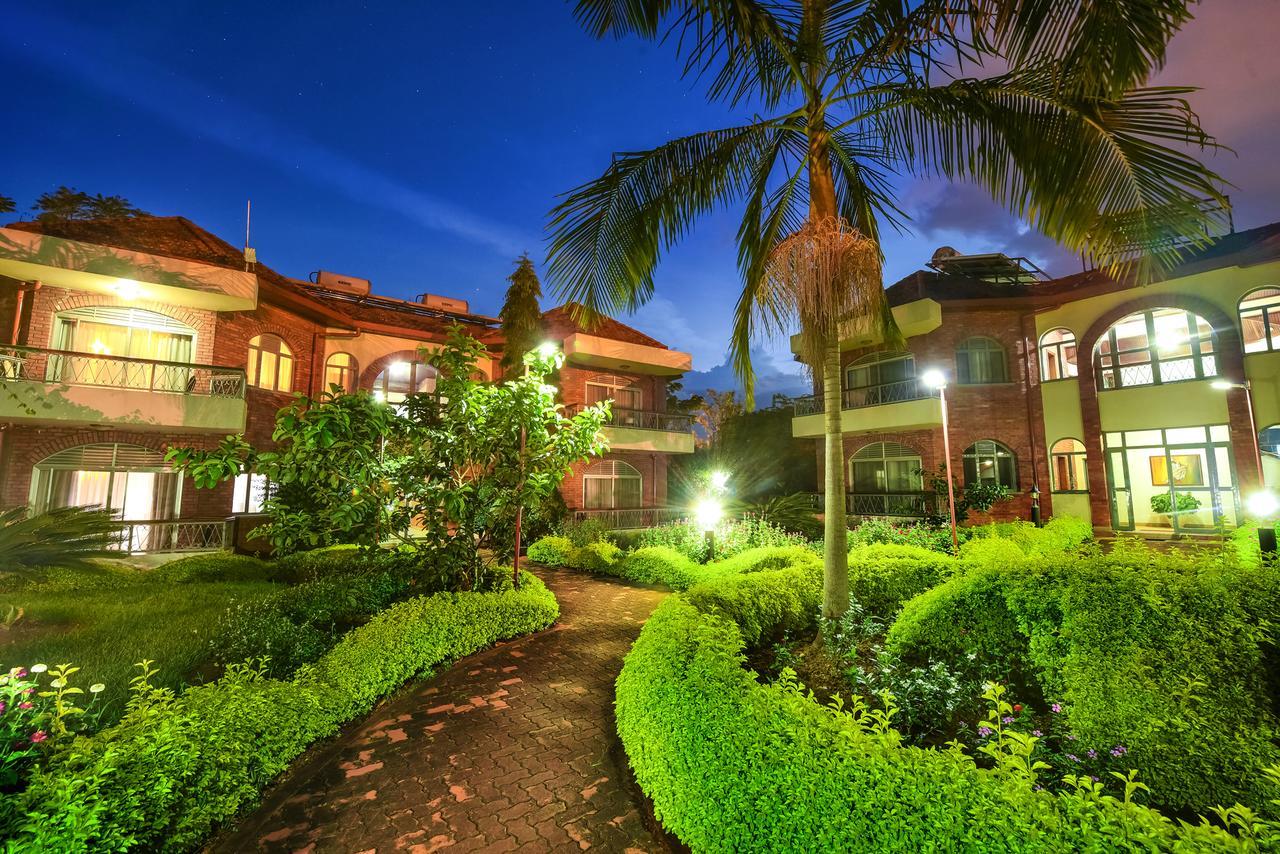 Hotel Chez Lando Кигали Екстериор снимка
