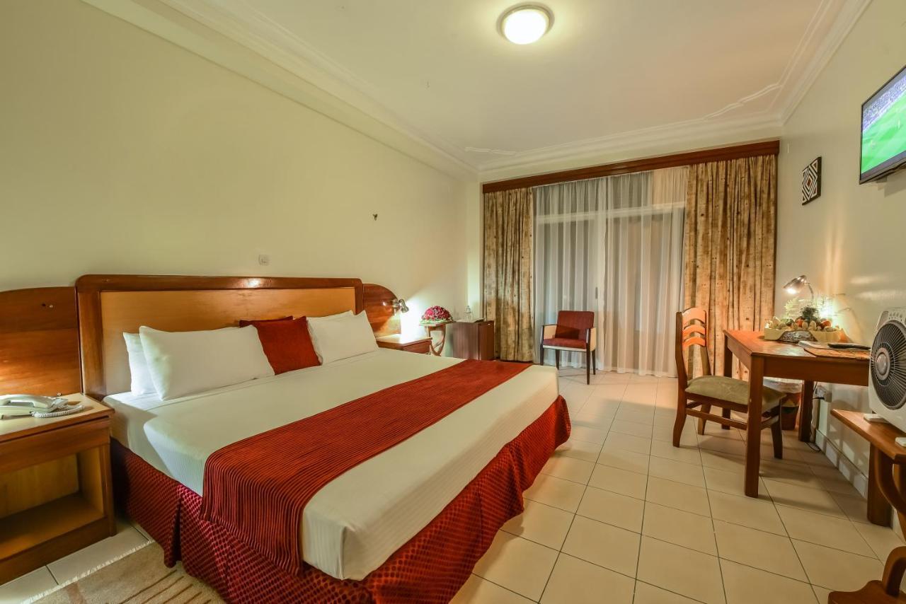 Hotel Chez Lando Кигали Екстериор снимка